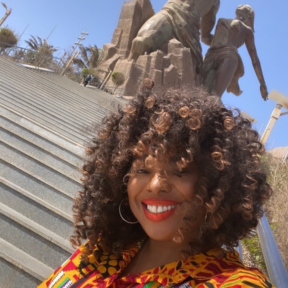 Meet your Posher, Sabrina - Picture 7 of 7